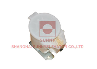 0.1kg/Pc Elevator Spare Parts Plastic Elevator Oil Can SN-OC-Series