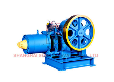Compact Geared Traction Machine For Elevator / Lift With Stable Operation