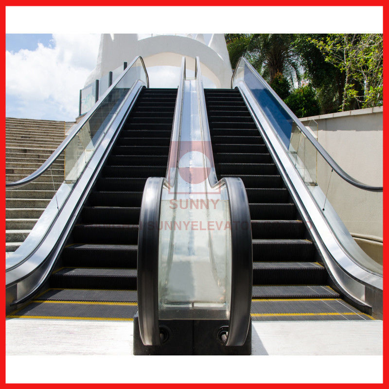 Customized Moving Walk Escalator Parts Step / Handrail Lighting Skirting Panel