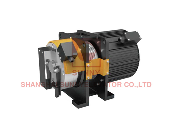 220V/380V Voltage Gearless Traction Machine For Elevator With IP41 Protection Grade And 2 1 Roping